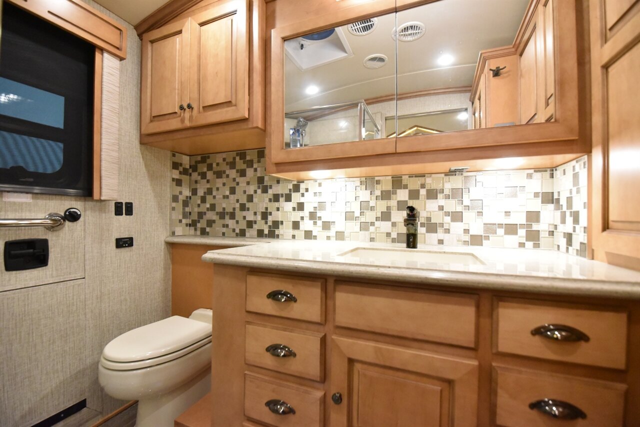 2022 Newmar Dutch Star   - Photo 41 - Orange, CA 92867