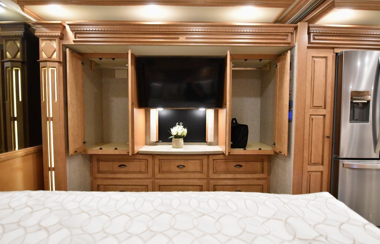 2022 Newmar Dutch Star   - Photo 40 - Orange, CA 92867