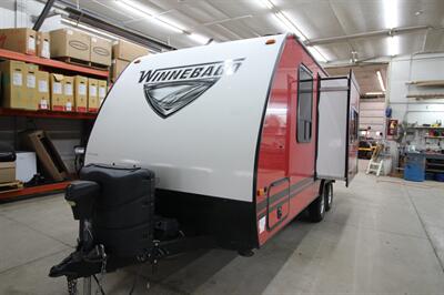 2019 WINNEBAGO 2106FBS MINIE WINNIE   - Photo 2 - Algona, IA 50511