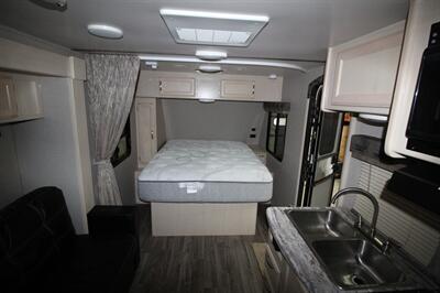 2019 WINNEBAGO 2106FBS MINIE WINNIE   - Photo 9 - Algona, IA 50511