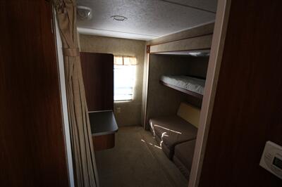 2012 EDGEWATER 312BHDSE   - Photo 11 - Algona, IA 50511