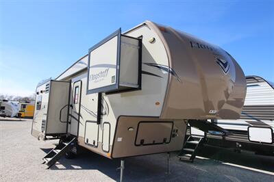 2018 FLAGSTAFF 526RLWS