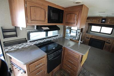 2015 ROCKWOOD 8325SS   - Photo 10 - Algona, IA 50511