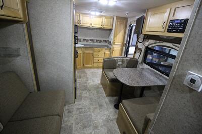 2011 EVERGREEN EVERLITE 29FK   - Photo 11 - Algona, IA 50511