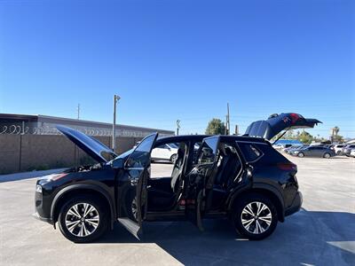 2021 Nissan Rogue SV - Photo 6 - Phoenix, AZ 85009