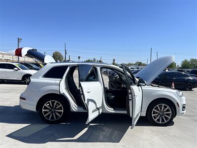 2019 Audi Q7 quattro Premium Plus 55 T   - Photo 5 - Phoenix, AZ 85009