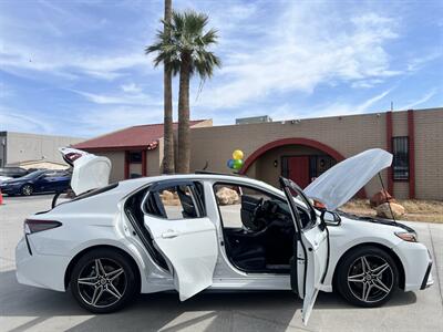 2022 Toyota Camry XSE - Photo 5 - Phoenix, AZ 85009