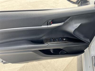 2022 Toyota Camry XSE - Photo 11 - Phoenix, AZ 85009