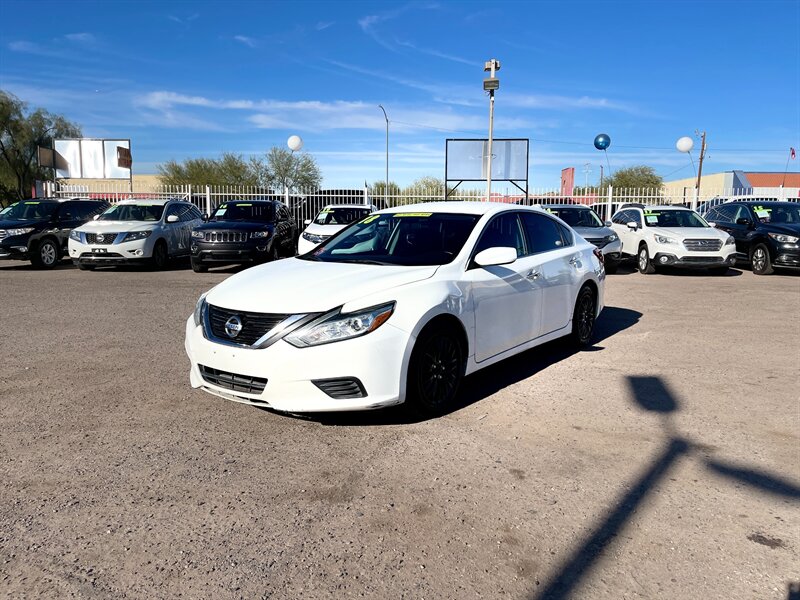 2018 Nissan Altima S photo 13