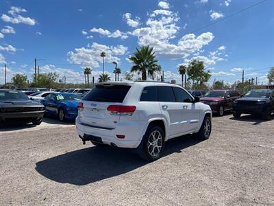 2020 Jeep Grand Cherokee Overland   - Photo 17 - Phoenix, AZ 85009