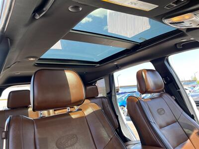 2020 Jeep Grand Cherokee Overland   - Photo 11 - Phoenix, AZ 85009