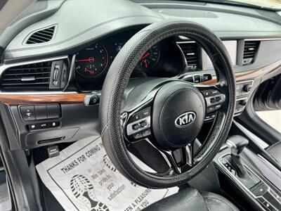 2017 Kia Cadenza Premium - Photo 8 - Phoenix, AZ 85009