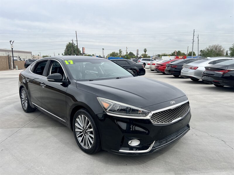 2017 Kia Cadenza Premium   - Photo 1 - Phoenix, AZ 85009