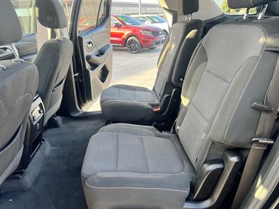 2021 Chevrolet Traverse LT Cloth   - Photo 12 - Phoenix, AZ 85009