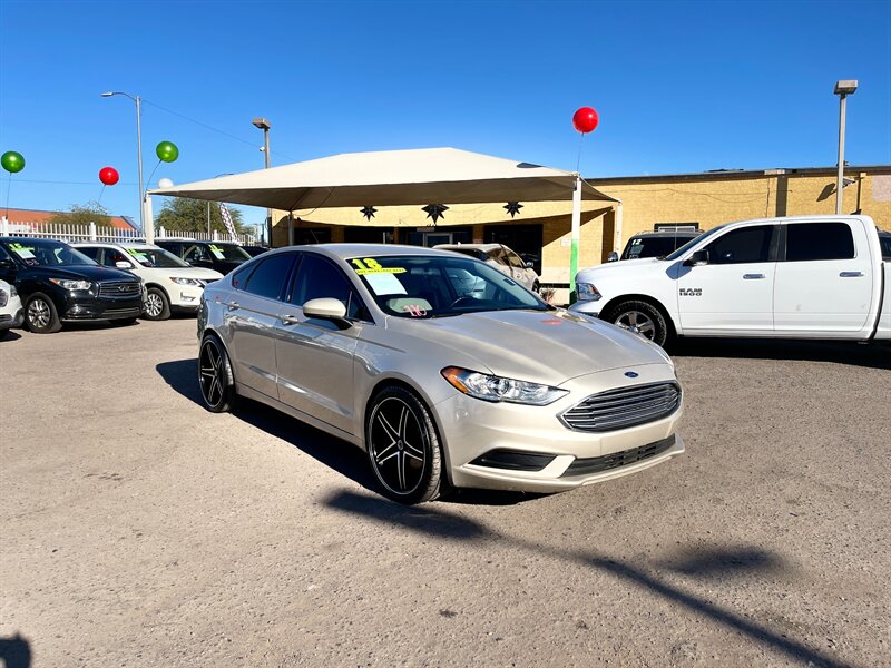 2018 Ford Fusion SE photo 12