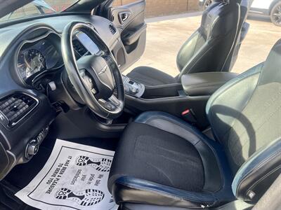 2015 Chrysler 200 S - Photo 7 - Phoenix, AZ 85009