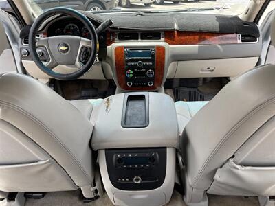 2013 Chevrolet Suburban LT   - Photo 10 - Phoenix, AZ 85009