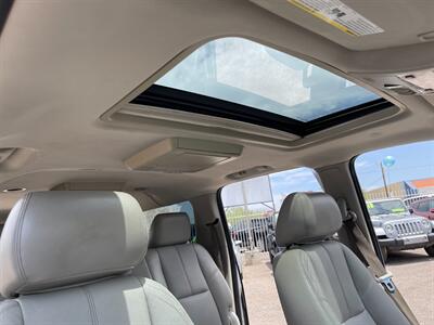 2013 Chevrolet Suburban LT   - Photo 11 - Phoenix, AZ 85009