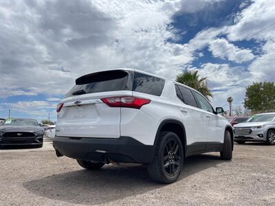 2020 Chevrolet Traverse LS - Photo 4 - Phoenix, AZ 85009