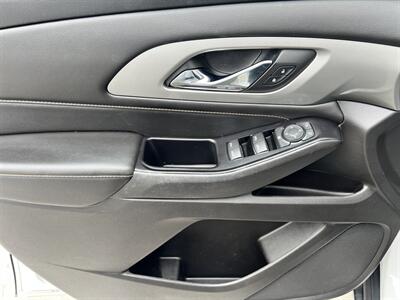 2019 Chevrolet Traverse LS - Photo 11 - Phoenix, AZ 85009