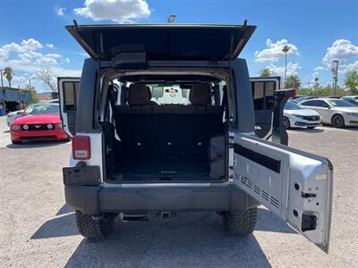 2012 Jeep Wrangler Unlimited Sahara   - Photo 7 - Phoenix, AZ 85009