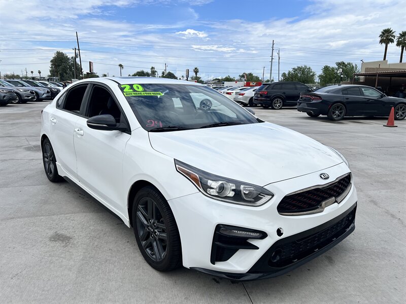 2020 Kia Forte GT Line   - Photo 1 - Phoenix, AZ 85009