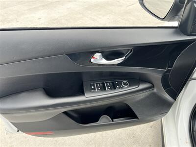 2020 Kia Forte GT Line - Photo 10 - Phoenix, AZ 85009