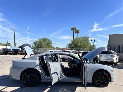 2020 Dodge Charger SXT   - Photo 5 - Phoenix, AZ 85009