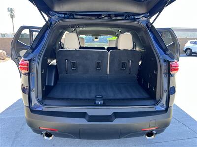 2022 Chevrolet Traverse LS - Photo 14 - Phoenix, AZ 85009