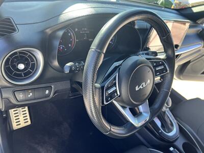 2023 Kia Forte GT-Line   - Photo 8 - Phoenix, AZ 85009