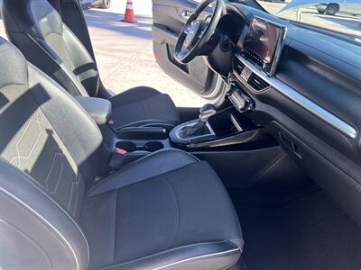 2023 Kia Forte GT-Line   - Photo 15 - Phoenix, AZ 85009