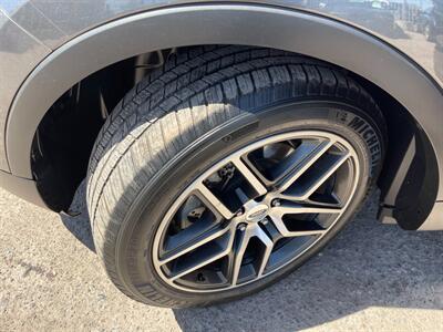 2017 Ford Explorer Sport   - Photo 13 - Phoenix, AZ 85009