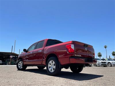 2018 Nissan Titan SV   - Photo 3 - Phoenix, AZ 85009