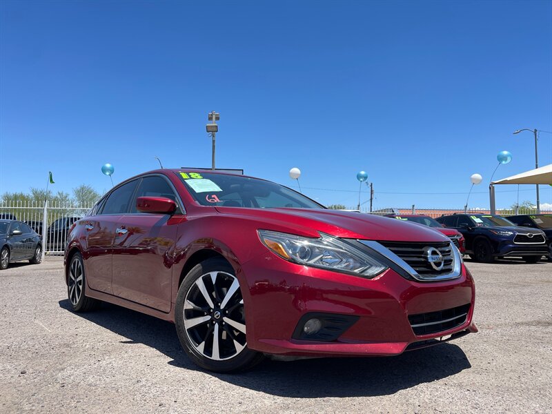 2018 Nissan Altima 2.5 SR - Photo 1 - Phoenix, AZ 85009