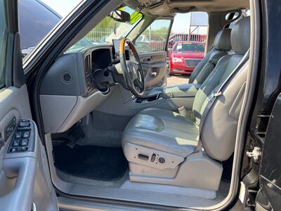 2004 Cadillac Escalade   - Photo 5 - Phoenix, AZ 85009