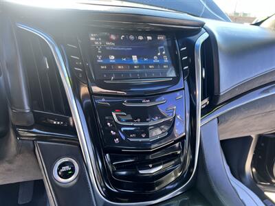 2018 Cadillac Escalade Platinum   - Photo 9 - Phoenix, AZ 85009