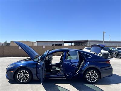 2022 Hyundai SONATA SEL   - Photo 6 - Phoenix, AZ 85009