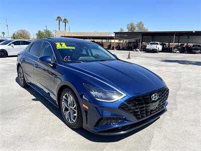 2022 Hyundai SONATA SEL Sedan