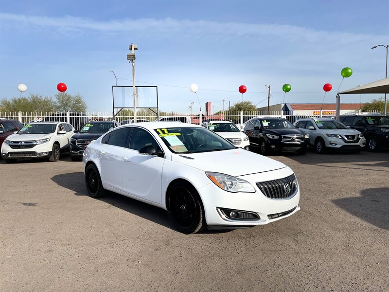 2017 Buick Regal Sport Touring photo 12