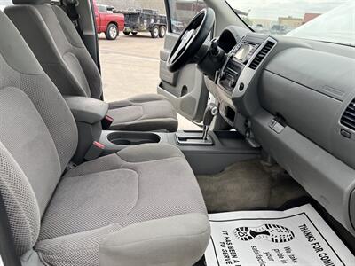 2017 Nissan Frontier SV   - Photo 13 - Phoenix, AZ 85009