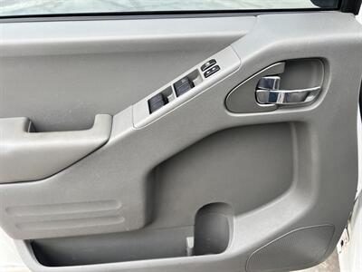 2017 Nissan Frontier SV   - Photo 10 - Phoenix, AZ 85009