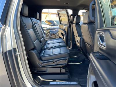 2021 Chevrolet Suburban LT   - Photo 9 - Phoenix, AZ 85009