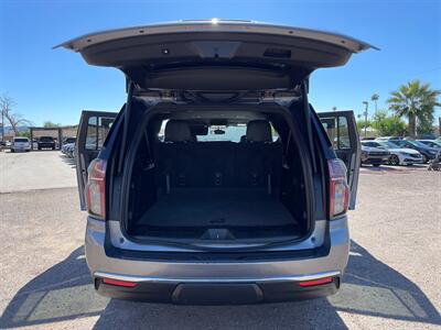 2021 Chevrolet Suburban LT   - Photo 7 - Phoenix, AZ 85009