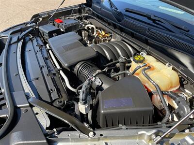 2021 Chevrolet Suburban LT   - Photo 11 - Phoenix, AZ 85009