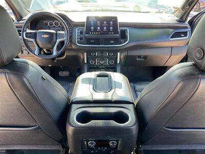 2021 Chevrolet Suburban LT   - Photo 10 - Phoenix, AZ 85009