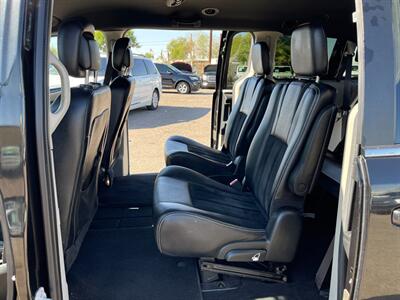 2018 Dodge Grand Caravan SXT   - Photo 6 - Phoenix, AZ 85009