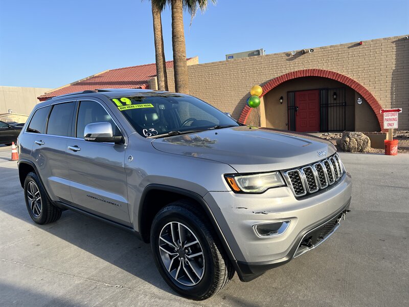 2019 Jeep Grand Cherokee Limited   - Photo 1 - Phoenix, AZ 85009