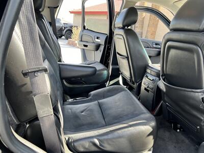 2013 Cadillac Escalade   - Photo 13 - Phoenix, AZ 85009