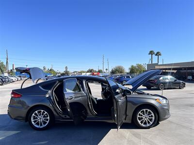 2020 Ford Fusion Hybrid SE - Photo 5 - Phoenix, AZ 85009