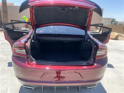 2018 Dodge Charger SXT   - Photo 12 - Phoenix, AZ 85009